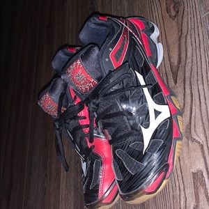 Mizuno Volleyball Shoes